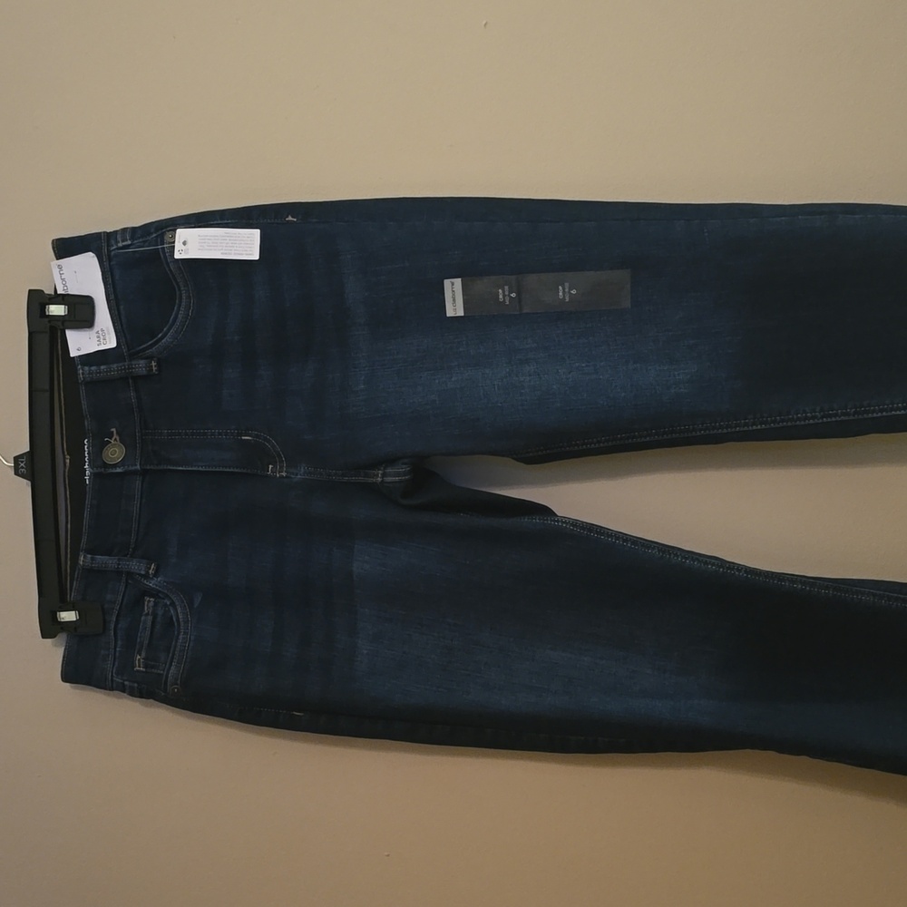 New Liz Claiborne Women's 6 Sara Crop Mid Rise Denim Jeans - Picture 2 of 9